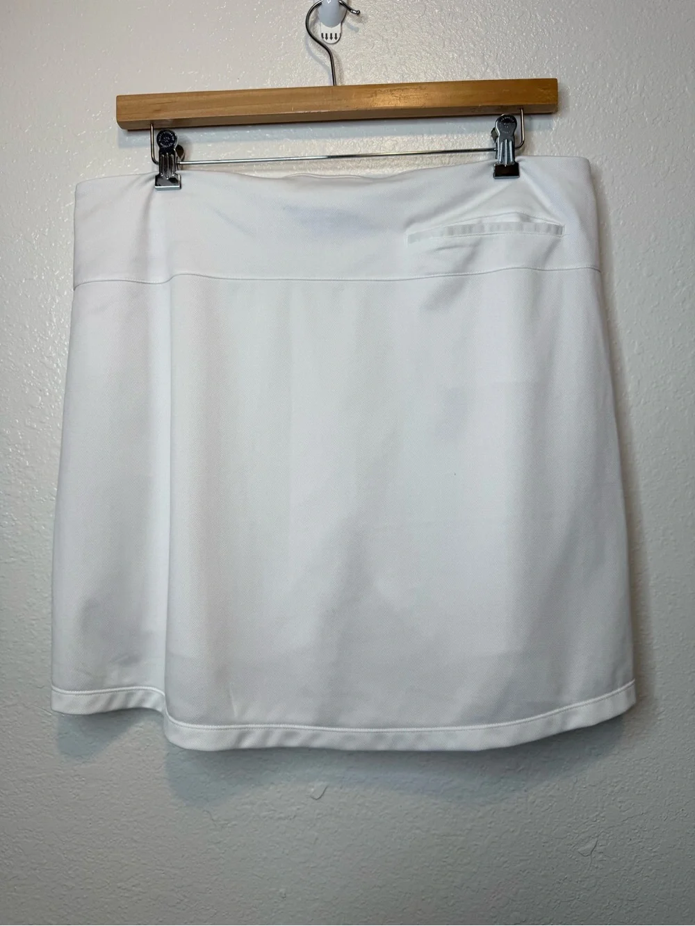 Nike Dri-Fit White Tennis Golf Skort Standard Fit Size XXL Pockets Athletic